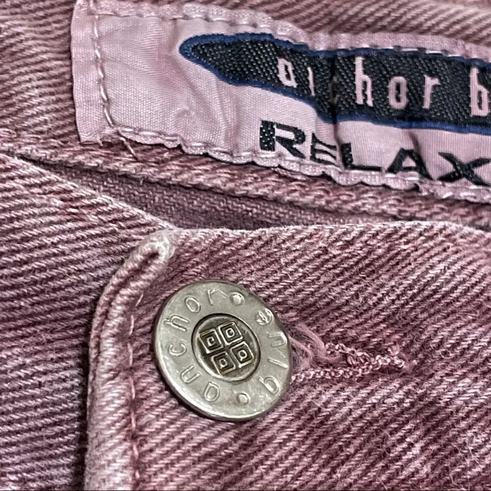 anchor blue 90’s alert